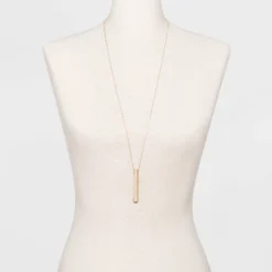 Hammered Bar Pendant Necklace - Universal Thread™ Antique Gold