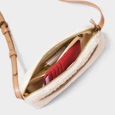 Addison Crossbody Bag - Universal Thread™ Beige 3 Addison Crossbody Bag - Universal Thread™ Beige - Image 3