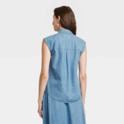 Women's Sleeveless Denim Collared Button-Down Shirt - Universal Thread™ Indigo