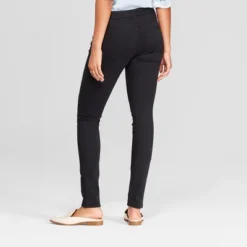 Women's Mid-Rise Curvy Skinny Jeans - Universal Thread™